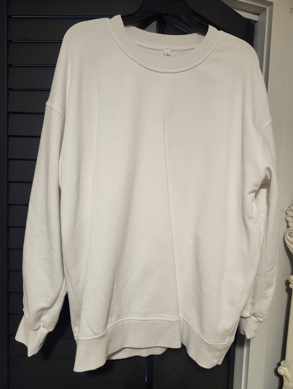 Lululemon Women's Crewneck Sweatshirt - White New Without Tags